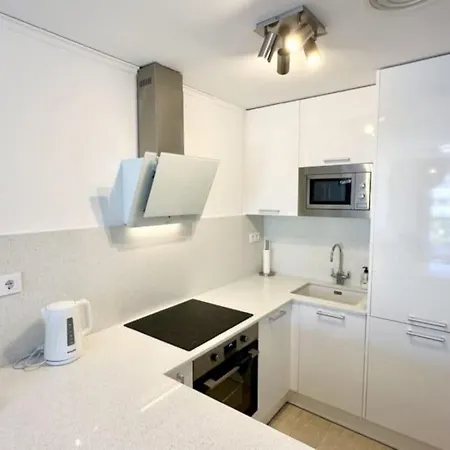 Two Bedroom Moraira With Pool *